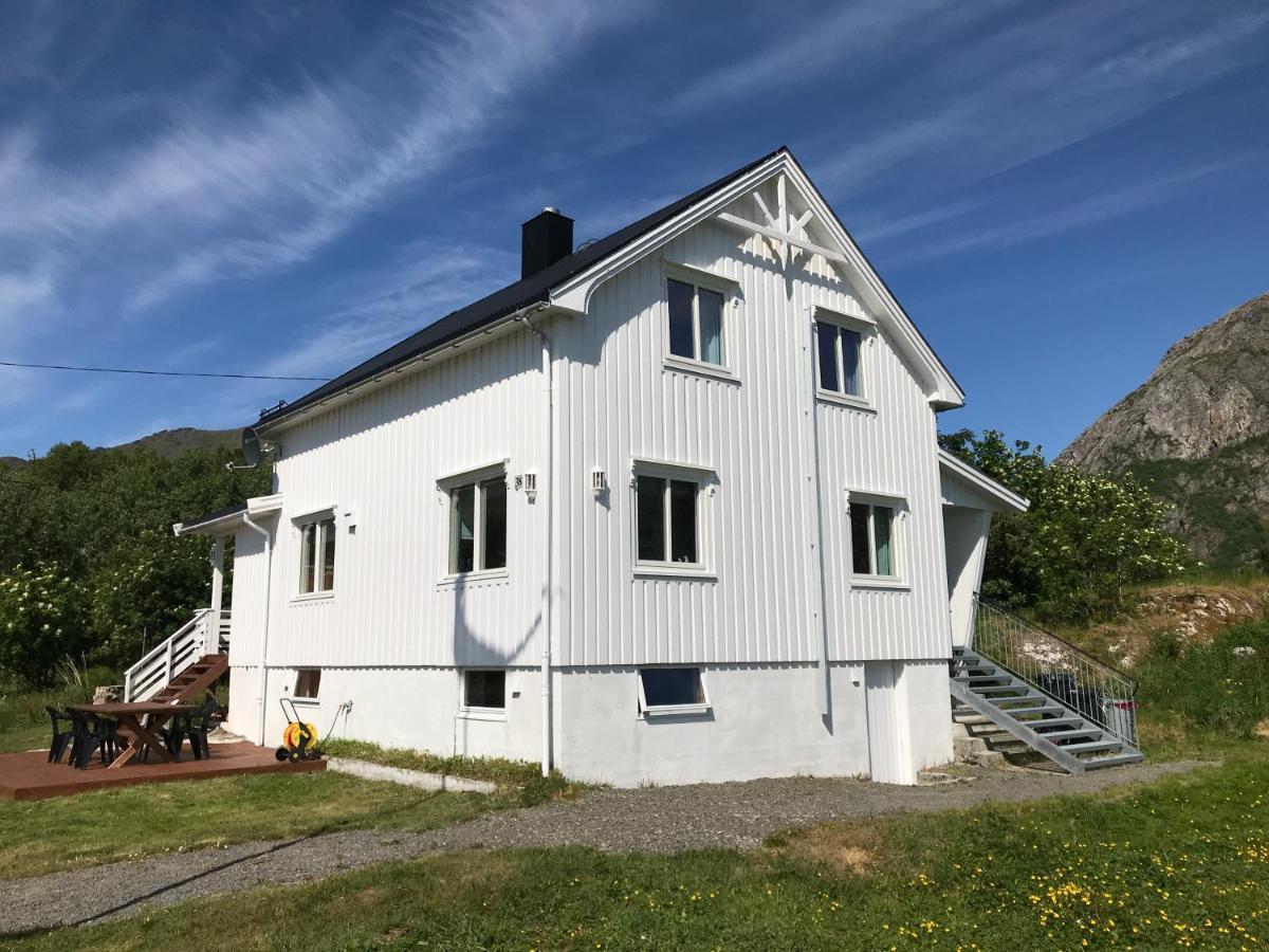 فيلا Vestfjorden Panorama Lofoten Valberg المظهر الخارجي الصورة